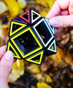 Hollow Skewb Cube - Recent Toys - Breinbreker - Meffert 8 Hollow Skewb Cube - Recent Toys - Breinbreker - Meffert -Goedkope puzzels winkel 550x366 39