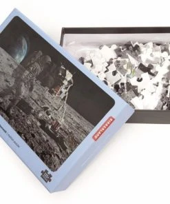 Kikkerland Puzzel – Ruimtewandeling – Astronaut Op De Maan - 135+ Stukjes