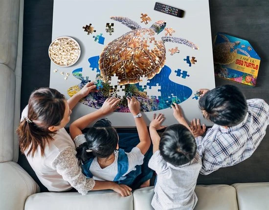 I AM Lil' Puzzle Jr.: SEA TURTLE 83.82x60.96cm, 100pcs, In Doos 25.40x30.48x7.62cm, Madd Capp Puzzle, 5+ 2 I AM Lil' Puzzle Jr.: SEA TURTLE 83.82x60.96cm, 100pcs, In Doos 25.40x30.48x7.62cm, Madd Capp Puzzle, 5+ - Afbeelding 2